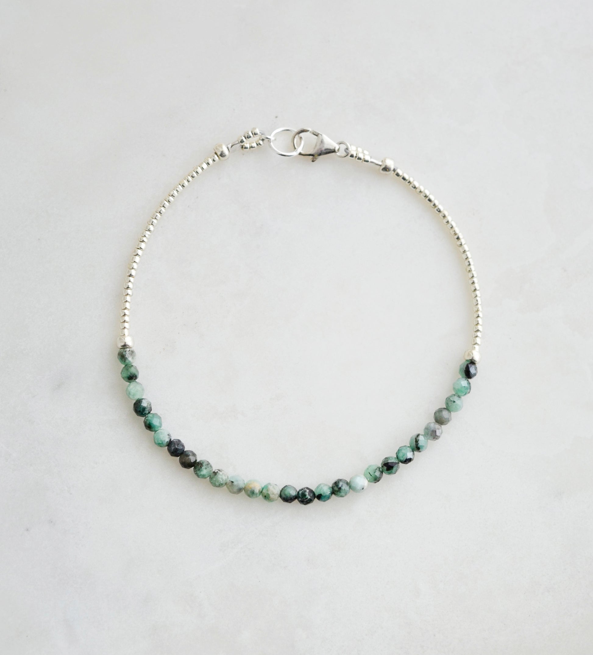Beaded green Emerald bracelet in sterling silver.